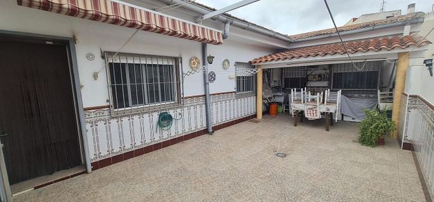 Foto 1 de Casa adosada en venta en Molina de Segura ciudad de 5 habitaciones con terraza y aire acondicionado