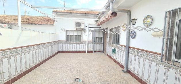 Foto 2 de Casa adosada en venta en Molina de Segura ciudad de 5 habitaciones con terraza y aire acondicionado