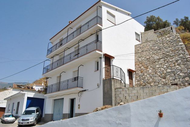 Foto 1 de Casa rural en venda a Árchez de 4 habitacions amb terrassa i garatge