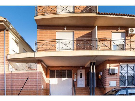 Foto 1 de Piso en venta en Jumilla de 3 habitaciones con terraza y garaje