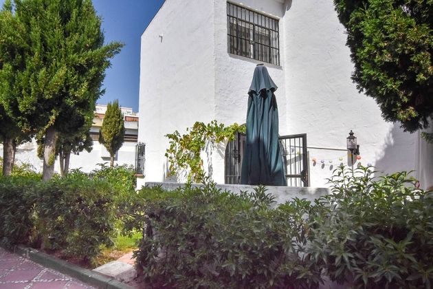 Foto 2 de Casa en venda a calle Torremolinos de 3 habitacions amb terrassa i piscina