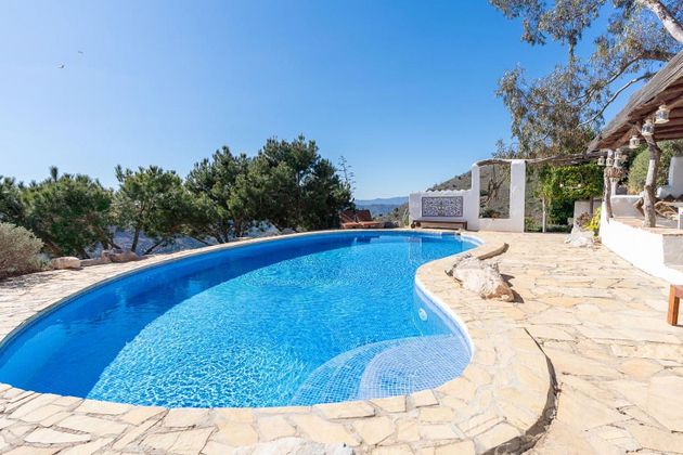 Foto 2 de Casa en venda a calle Cortijo El Carligto de 4 habitacions amb terrassa i piscina