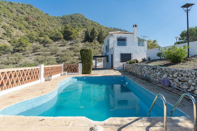 Foto 1 de Casa rural en venta en calle Paraje Caminos Casa de 2 habitaciones con terraza y piscina