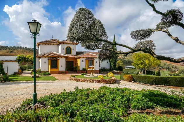 Foto 2 de Casa rural en venda a Archidona de 4 habitacions amb terrassa i piscina