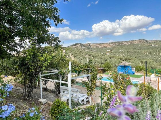 Foto 1 de Casa en venda a Iznájar de 4 habitacions amb terrassa i piscina