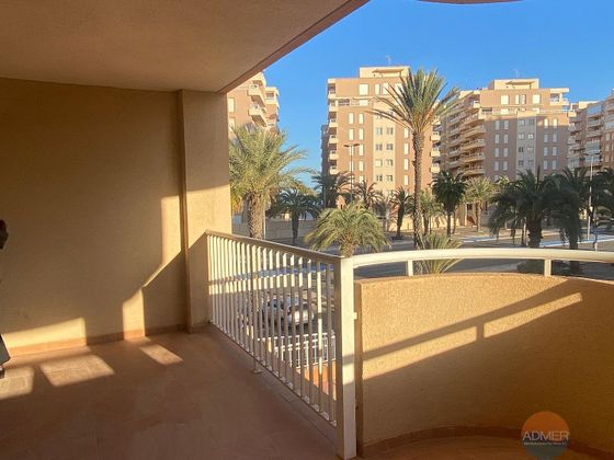 Foto 2 de Piso en venta en Playa del Esparto-Veneziola de 2 habitaciones con terraza y piscina