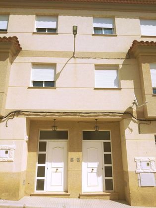 Foto 1 de Venta de casa adosada en Mira de 5 habitaciones con terraza