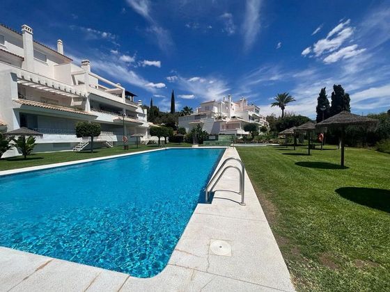 Foto 1 de Ático en venta en Río Real de 2 habitaciones con terraza y piscina