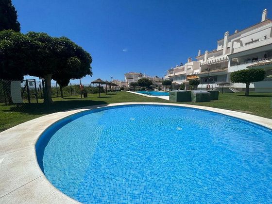 Foto 2 de Ático en venta en Río Real de 2 habitaciones con terraza y piscina