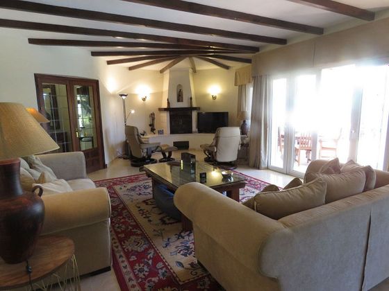 Foto 2 de Casa rural en venda a Paraíso - Atalaya- Benamara de 4 habitacions amb terrassa i piscina