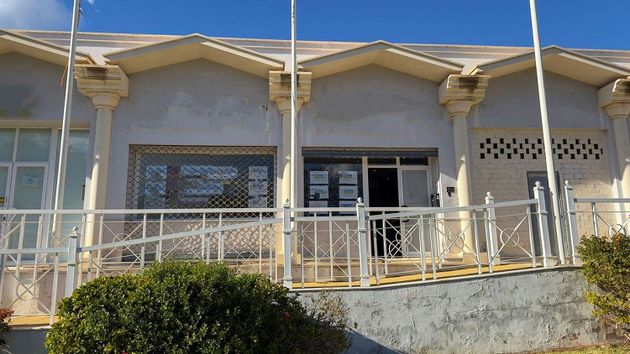 Foto 1 de Oficina en venda a Cabo Pino - Reserva de Marbella amb aire acondicionat