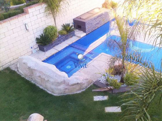 Foto 1 de Xalet en venda a Oromana de 5 habitacions amb terrassa i piscina