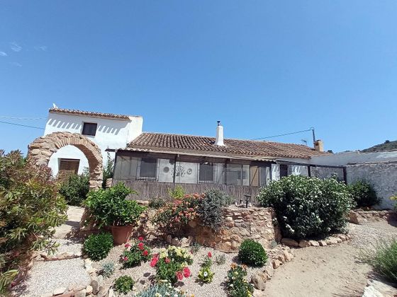 Foto 1 de Casa rural en venta en Mazarrón ciudad de 3 habitaciones con terraza y jardín