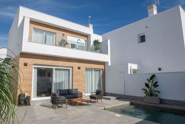 Foto 2 de Xalet en venda a Los Peñascos-El Salero-Los Imbernones de 3 habitacions amb terrassa i piscina