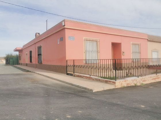 Foto 1 de Casa en venda a Albujón de 4 habitacions amb terrassa i jardí