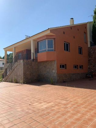 Foto 2 de Venta de chalet en Borriol de 6 habitaciones con terraza y piscina