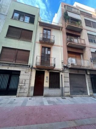 Foto 1 de Casa en venda a Centro - Castellón de la Plana de 5 habitacions amb terrassa