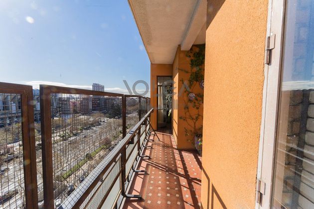Foto 2 de Piso en venta en Cuatro Caminos de 5 habitaciones con terraza y balcón
