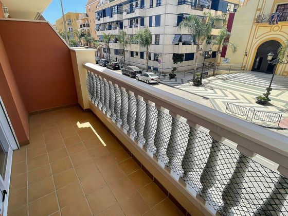 Foto 2 de Piso en venta en carretera Almeria de 2 habitaciones con terraza y aire acondicionado