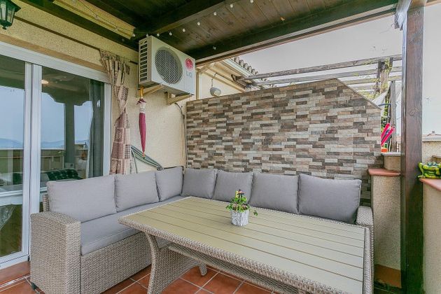 Foto 2 de Ático en venta en Maracena de 3 habitaciones con terraza y piscina