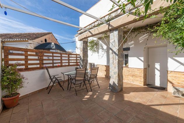 Foto 1 de Xalet en venda a Huétor Vega de 3 habitacions amb terrassa i garatge
