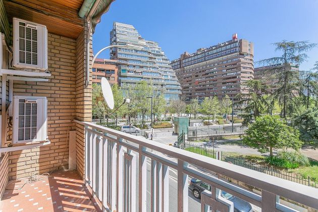 Foto 1 de Pis en venda a Pajaritos - Plaza de Toros de 5 habitacions amb garatge i balcó