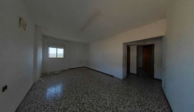 Foto 1 de Venta de piso en calle Virgen Ángeles de 4 habitaciones y 108 m²