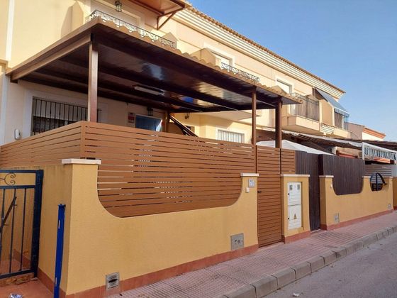 Foto 2 de Dúplex en venda a Centro - Alcazares, Los de 4 habitacions amb terrassa i balcó