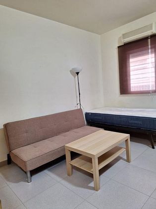 Foto 1 de Estudi en lloguer a La Ñora amb mobles i aire acondicionat