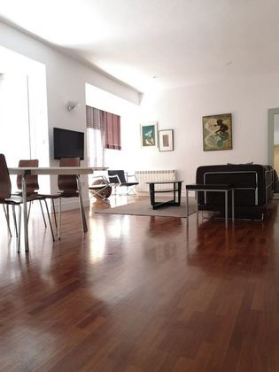 Foto 1 de Alquiler de piso en Centro - Murcia de 2 habitaciones con muebles y aire acondicionado