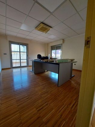 Foto 2 de Oficina en venda a Beniaján de 220 m²