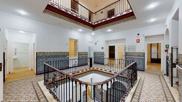 Foto 2 de Casa en venda a Encarnación - Regina de 22 habitacions amb terrassa i balcó