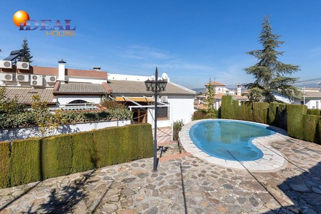 Foto 1 de Chalet en venta en Barrio de la Vega de 3 habitaciones con terraza y piscina