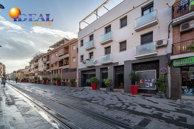 Foto 1 de Local en venda a calle Real de Armilla de 106 m²