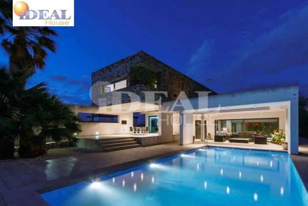 Foto 1 de Xalet en venda a Gójar de 5 habitacions amb terrassa i piscina