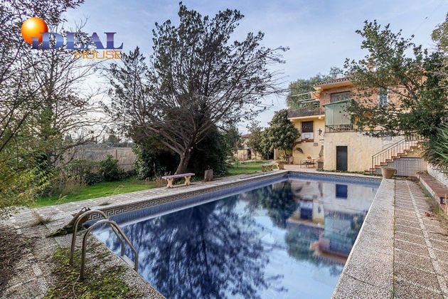 Foto 1 de Xalet en venda a Dílar de 5 habitacions amb terrassa i piscina