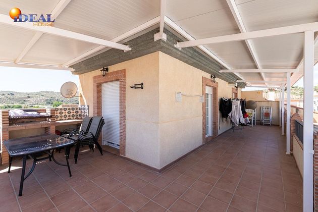 Foto 2 de Casa en venda a Arenas del Rey de 3 habitacions amb terrassa i garatge