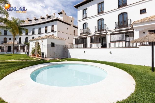 Foto 2 de Dúplex en venta en Vélez de Benaudalla de 2 habitaciones con terraza y piscina