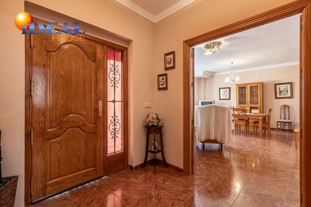 Foto 2 de Xalet en venda a Beas de Granada de 3 habitacions amb terrassa i balcó
