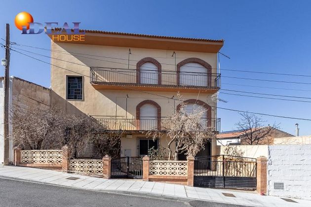 Foto 1 de Venta de casa en calle Diseminado Madrid de 4 habitaciones con jardín y balcón