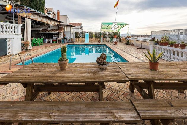 Foto 2 de Xalet en venda a Barrio de la Vega de 4 habitacions amb terrassa i piscina