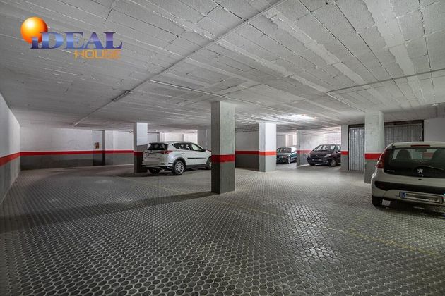 Foto 1 de Venta de garaje en Cenes de la Vega de 96 m²