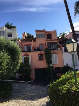 Foto 1 de Casa adossada en lloguer a Nagüeles Alto de 5 habitacions amb terrassa i piscina