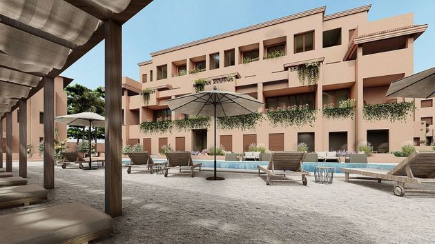 Foto 2 de Venta de piso en Benahavís de 1 habitación con terraza y piscina