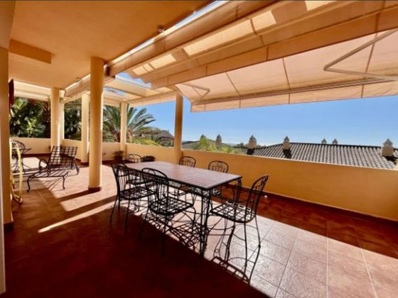 Foto 1 de Pis en venda a Los Naranjos - Las Brisas de 3 habitacions amb terrassa i piscina