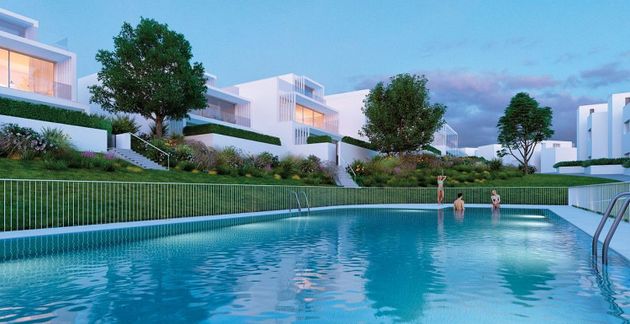 Foto 2 de Casa adosada en venta en Sotogrande Alto de 3 habitaciones con terraza y piscina