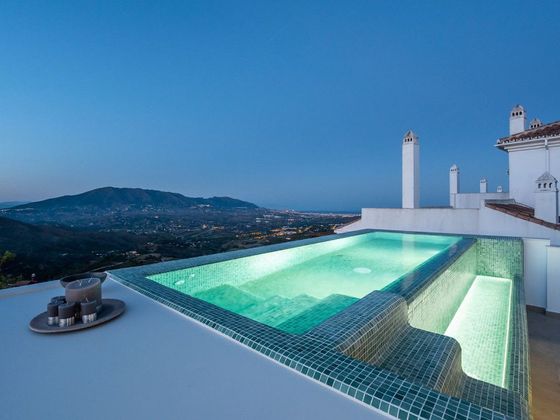 Foto 2 de Xalet en venda a Ojén de 3 habitacions amb terrassa i piscina