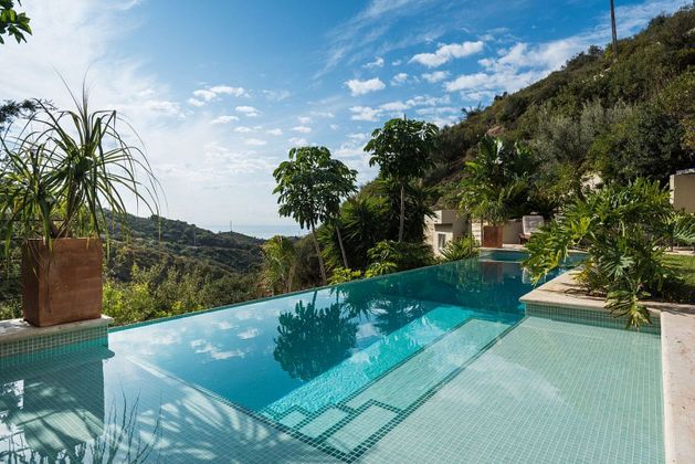 Foto 1 de Xalet en lloguer a Los Monteros - Bahía de Marbella de 4 habitacions amb terrassa i piscina