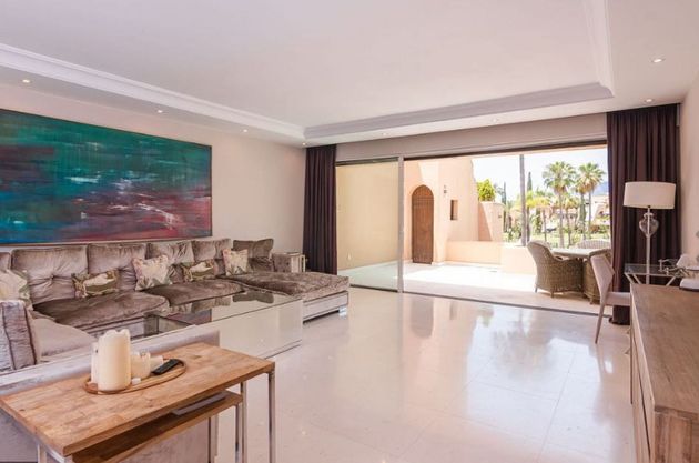 Foto 1 de Àtic en venda a urbanización Cartuja del Golf de 4 habitacions amb terrassa i piscina