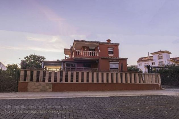 Foto 2 de Venta de chalet en avenida Salamanca de 4 habitaciones con terraza y piscina